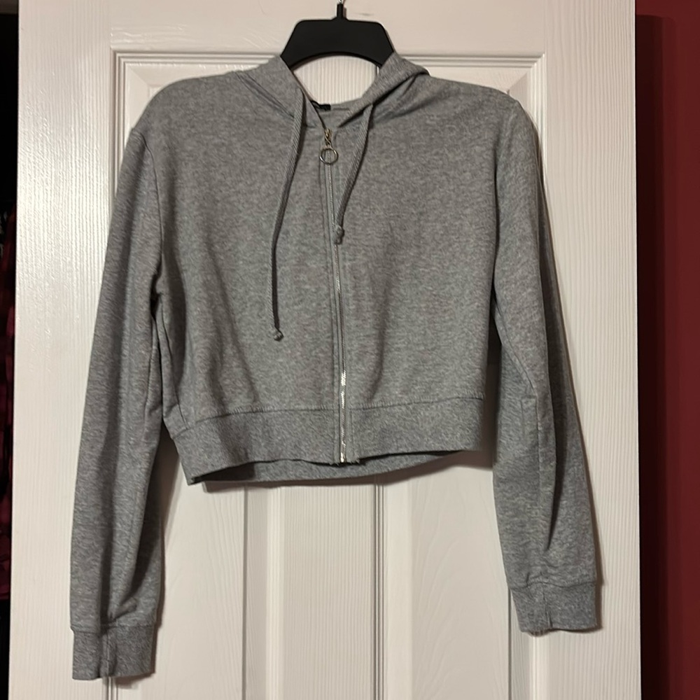 Ambiance Gray zip up hooded sweatshirts sweatshirt size large cropped